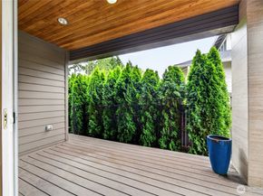 27901 106th Avenue SE, Kent WA 98030