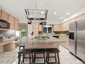4525 47th Avenue S, Seattle WA 98118