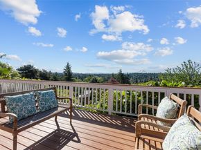 16434 9th Avenue SW, Burien WA 98166