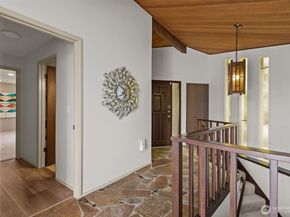 16434 9th Avenue SW, Burien WA 98166