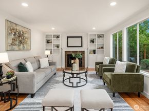 24544 SE 43rd Place, Sammamish WA 98029