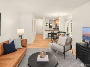 8615 238th Street SW B101, Edmonds WA 98026