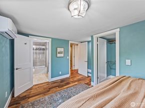 21216 Des Moines Memorial Dr, Des Moines WA 98198