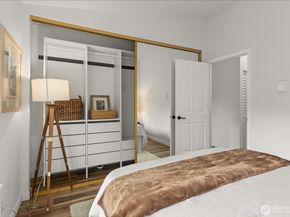 10822 E Riverside Drive A303, Bothell WA 98011