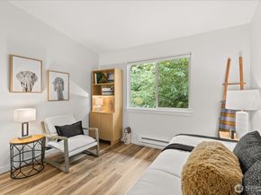 10822 E Riverside Drive A303, Bothell WA 98011