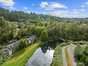10822 E Riverside Drive A303, Bothell WA 98011