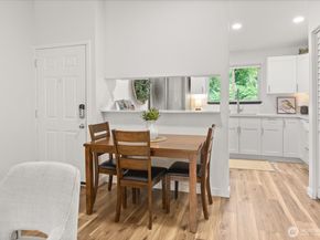 10822 E Riverside Drive A303, Bothell WA 98011