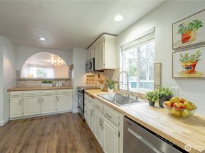 4404 Terrace Drive 10, Everett WA 98203