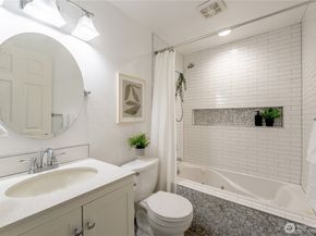 4404 Terrace Drive 10, Everett WA 98203