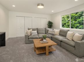 1823 145th Place SE, Bellevue WA 98007
