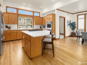 1823 145th Place SE, Bellevue WA 98007