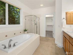 1823 145th Place SE, Bellevue WA 98007