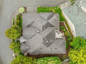1823 145th Place SE, Bellevue WA 98007