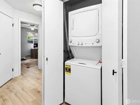 17300 91st Avenue NE B101, Bothell WA 98011