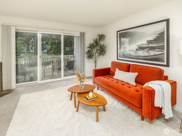 7809 218th Street SW 10, Edmonds WA 98026