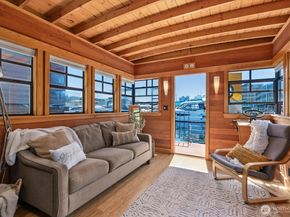 1900 Westlake Avenue N B7, Seattle WA 98109