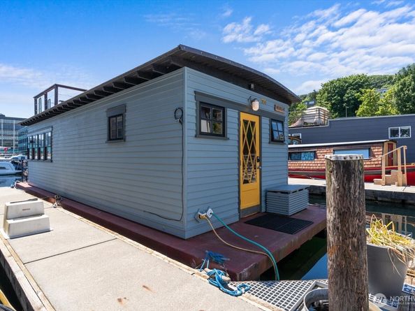 1900 Westlake Avenue N B7, Seattle WA 98109