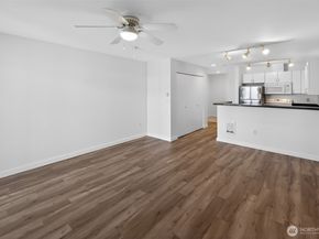 1323 Boren Avenue 412, Seattle WA 98101