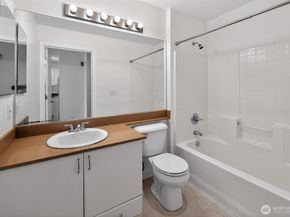 1323 Boren Avenue 412, Seattle WA 98101