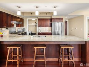 650 Bellevue Way NE 3802, Bellevue WA 98004
