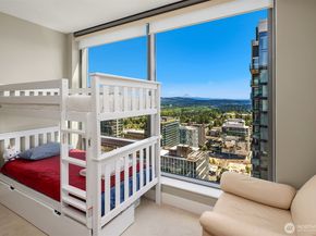 650 Bellevue Way NE 3802, Bellevue WA 98004