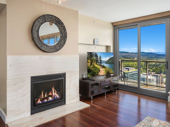 650 Bellevue Way NE 3802, Bellevue WA 98004