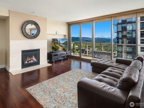 650 Bellevue Way NE 3802, Bellevue WA 98004