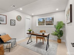 7407 25th Avenue NE, Seattle WA 98115