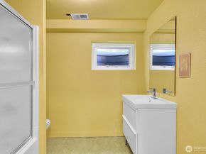 4802 24th Place S, Seattle WA 98108