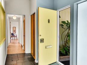 4802 24th Place S, Seattle WA 98108