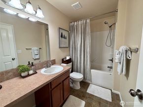 2503 Redwood Court SE, Auburn WA 98092