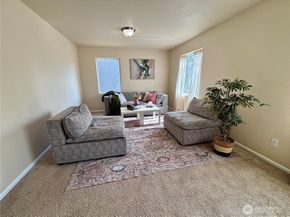 2503 Redwood Court SE, Auburn WA 98092