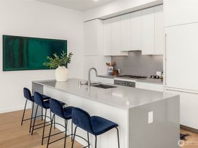 10232 NE 10th Street 1806, Bellevue WA 98004
