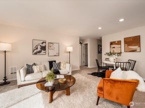 1000 NE 88th Street 304, Seattle WA 98115