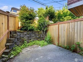 1022 Taylor Avenue N A, Seattle WA 98109