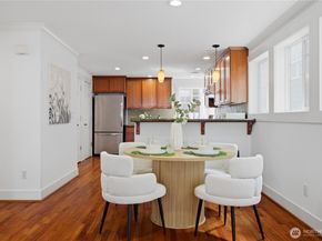 1022 Taylor Avenue N A, Seattle WA 98109