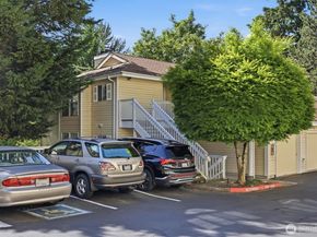 2560 118th Avenue SE 3301, Bellevue WA 98005
