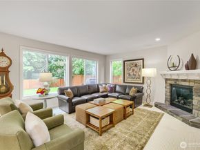 916 275th Place SE, Sammamish WA 98075