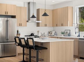 334 NE 90th Street, Seattle WA 98115