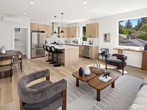 334 NE 90th Street, Seattle WA 98115