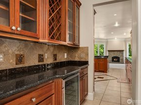 24315 149th Avenue SE, Woodinville WA 98077