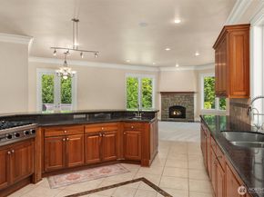 24315 149th Avenue SE, Woodinville WA 98077