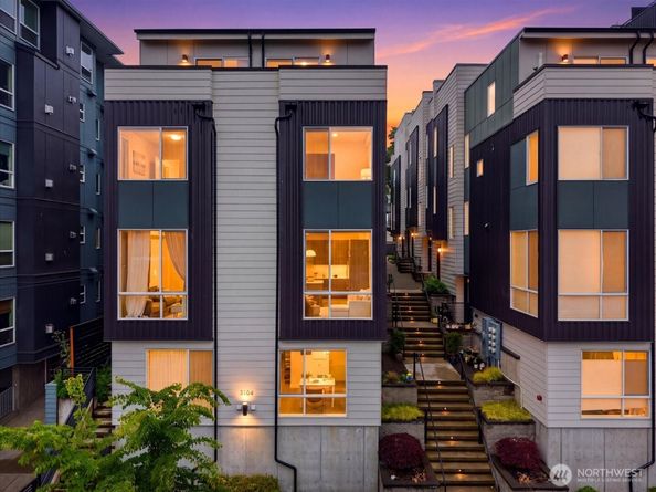 3104 SW Avalon Way G, Seattle WA 98126