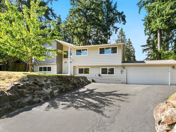 6046 NE 204th Street, Kenmore WA 98028