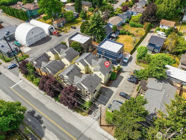 1406 N Northgate Way B, Seattle WA 98133