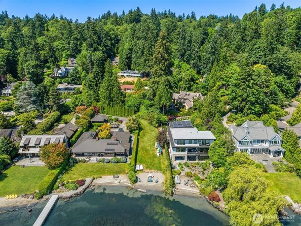 4336 E Mercer Way, Mercer Island WA 98040