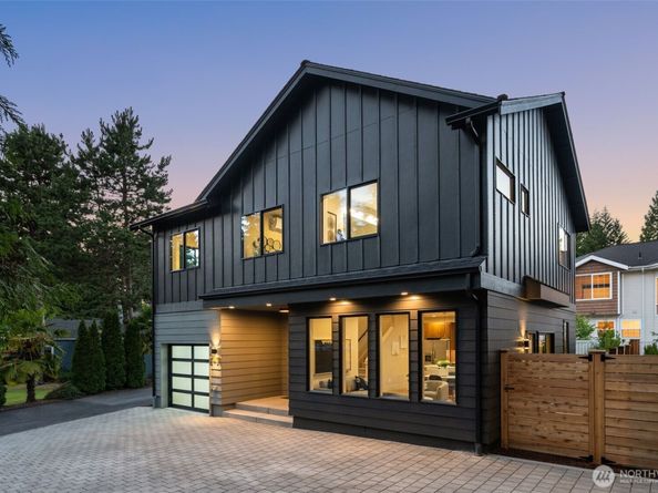 12908 NE 70th Place, Kirkland WA 98033