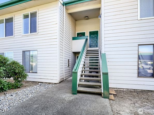1102 8th Street NE A3, Auburn WA 98002