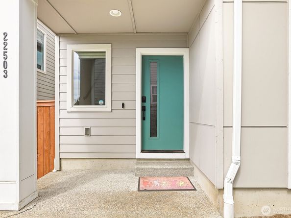 22503 70th Place W, Mountlake Terrace WA 98043