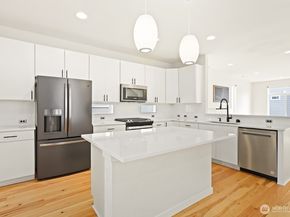 22503 70th Place W, Mountlake Terrace WA 98043